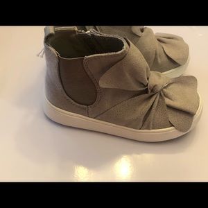 NWT Cat & Jack slip on sneakers